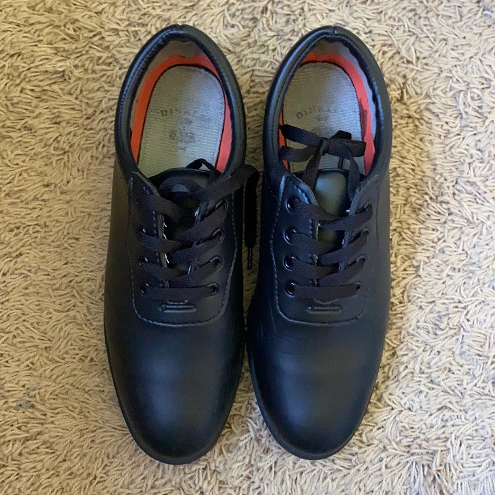 brand new dress shoes size 7 mens